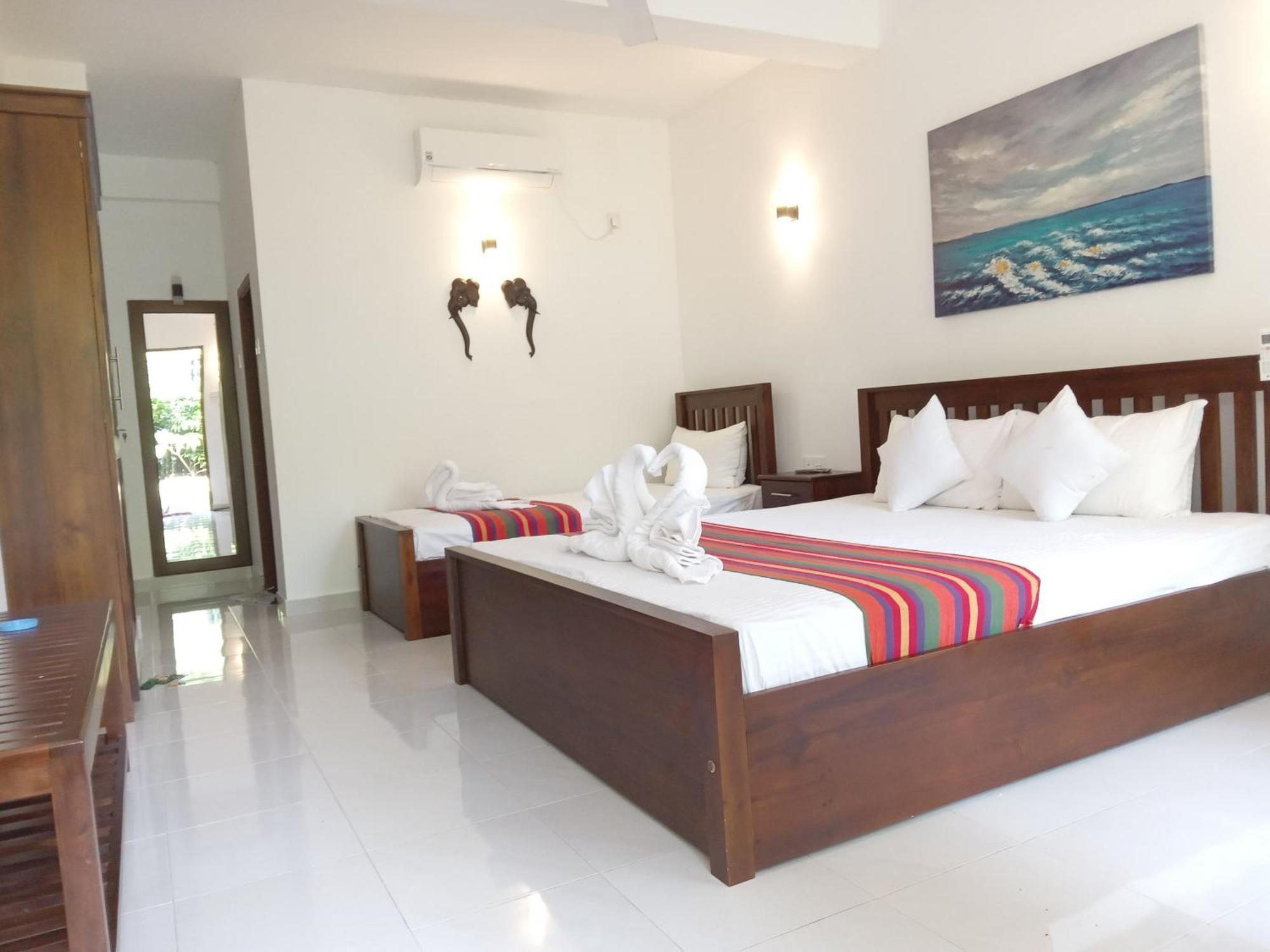 White Rose Safari Home Stay Udawalawe Ngoại thất bức ảnh